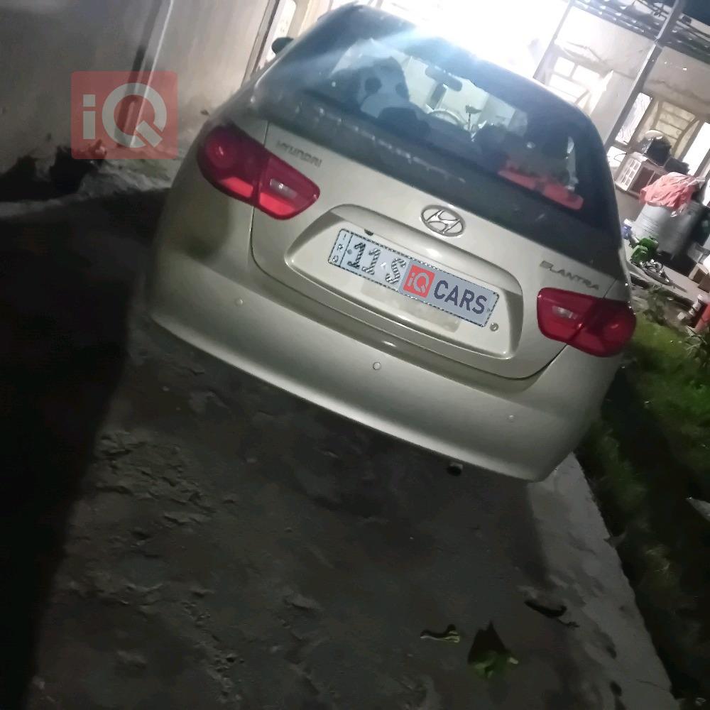 هیۆندای ئەلەنترا